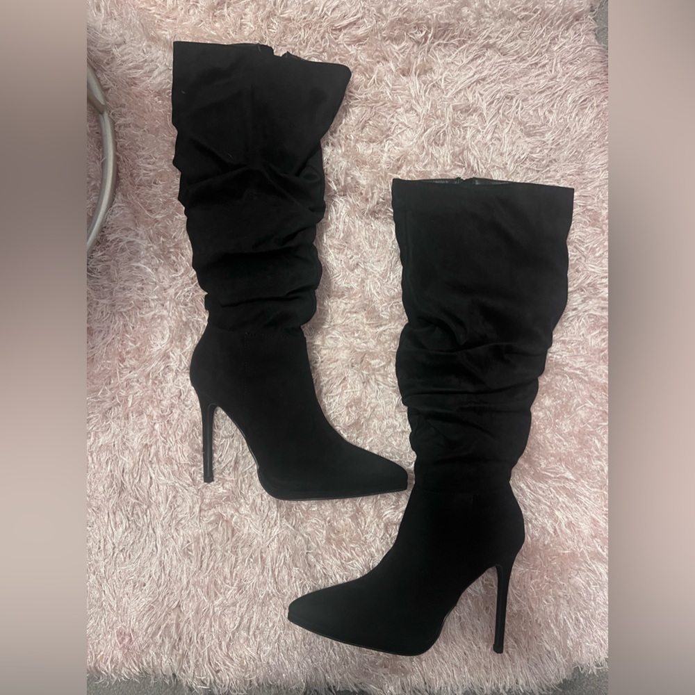 Brand new black shoe dazzle boots 8.5